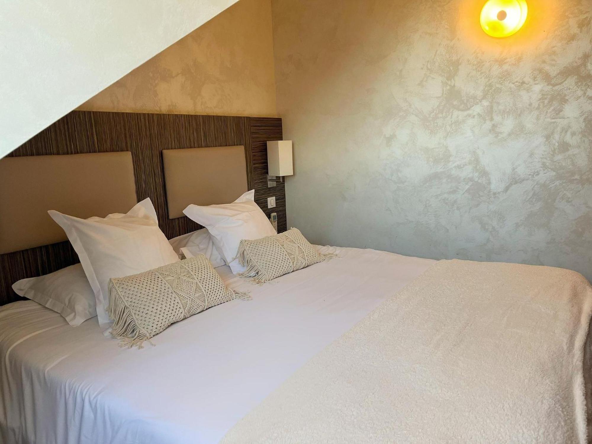 Les Olivades Hotel Gap Bagian luar foto