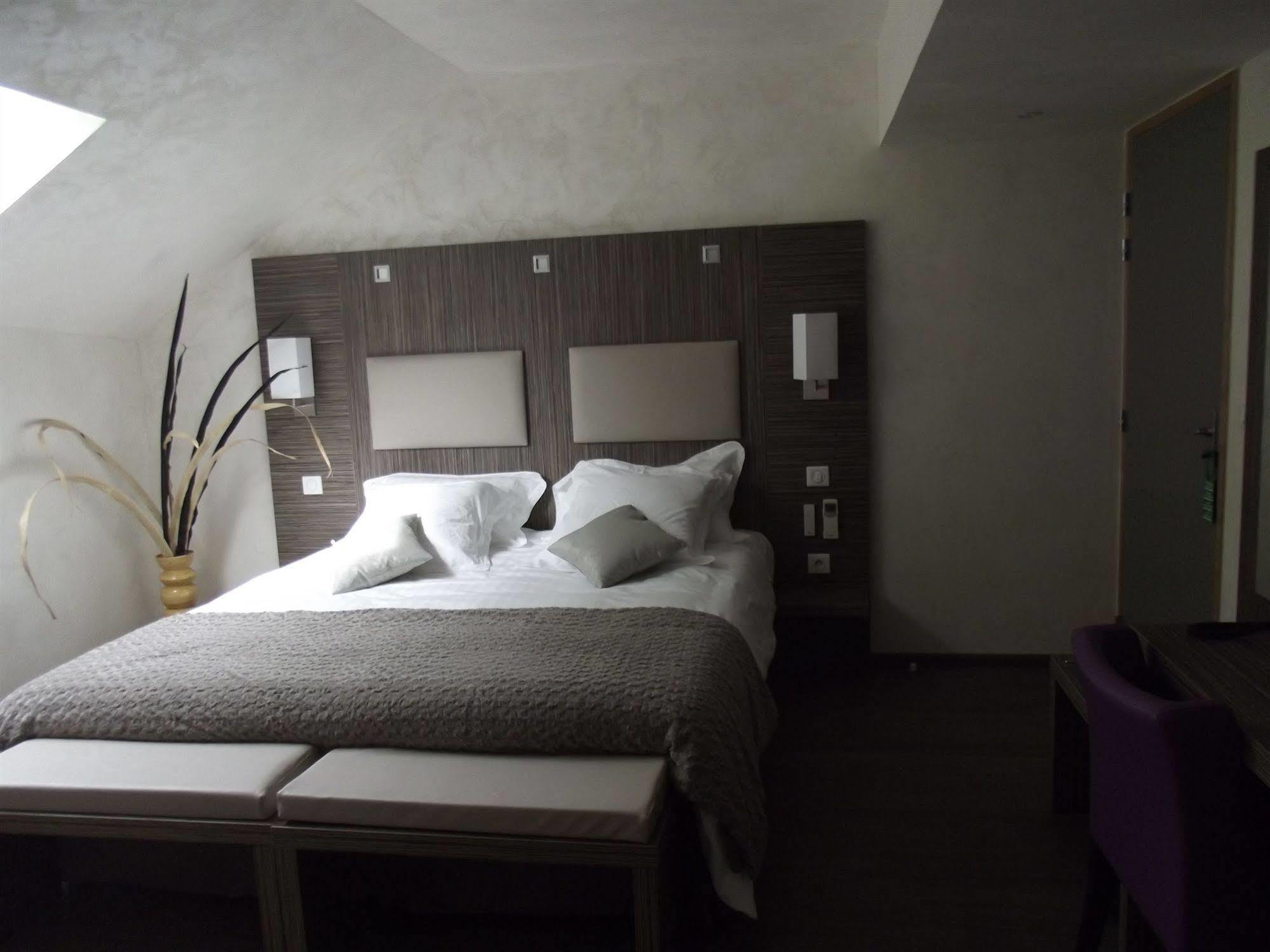 Les Olivades Hotel Gap Bagian luar foto
